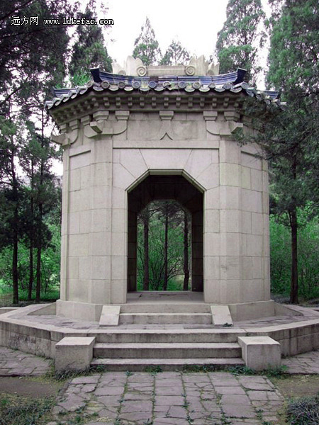 北京近现代名人墓寻踪