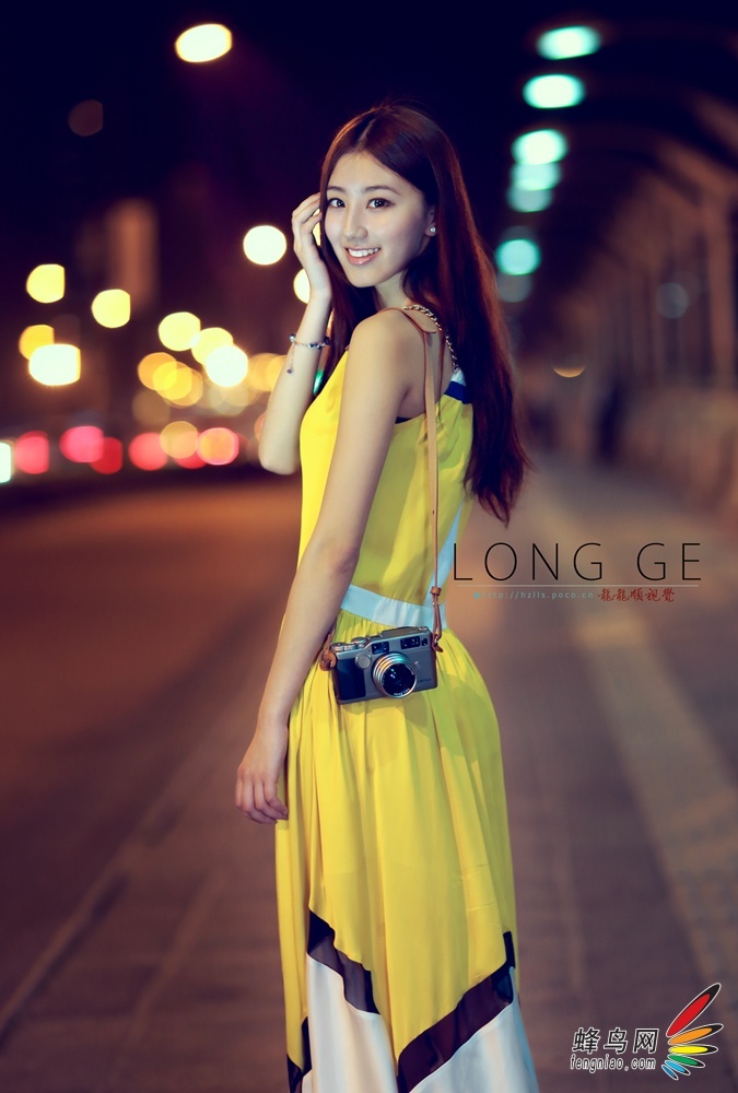 营造华丽的视觉效果 夜景人像拍摄小技巧