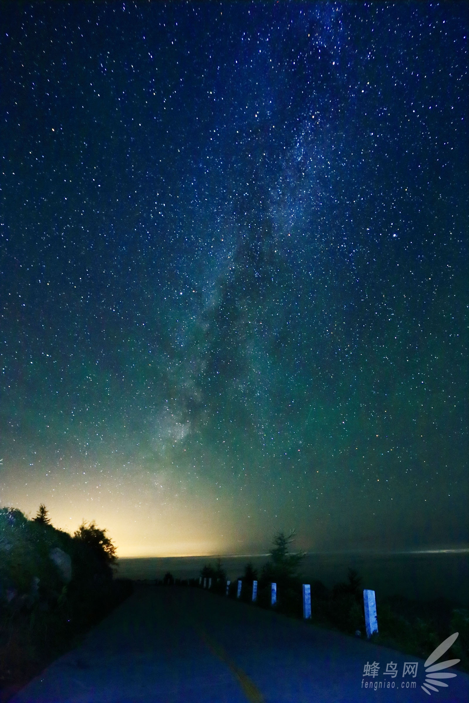 七夕夜游雾灵山 银河星空流星雨你也能拍