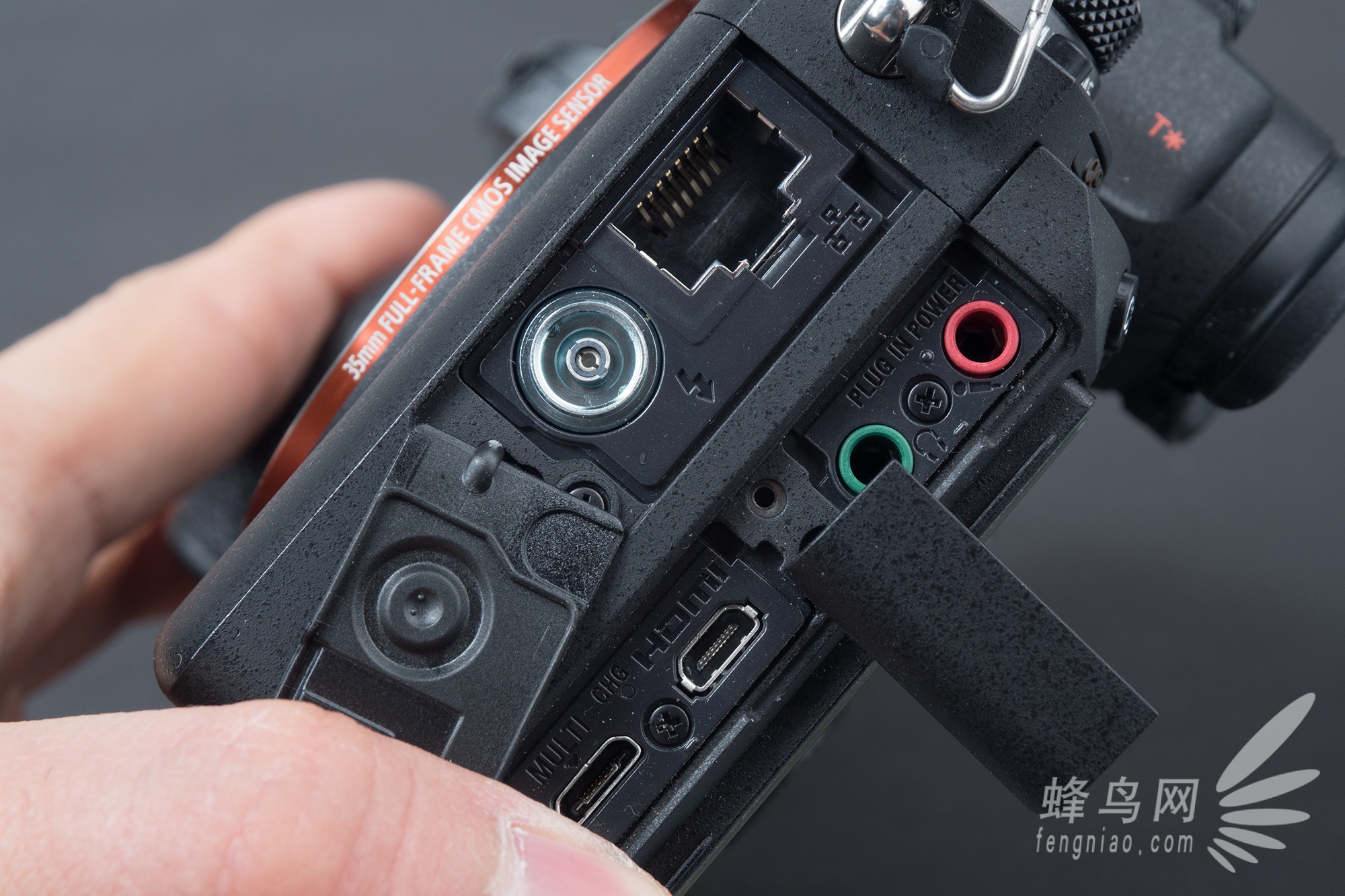 瞬间捕手强势登场 索尼全画幅微单A9评测