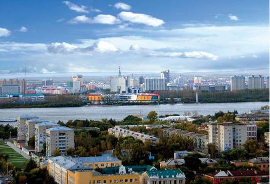 从黑河市眺望俄罗斯布拉戈维申斯克