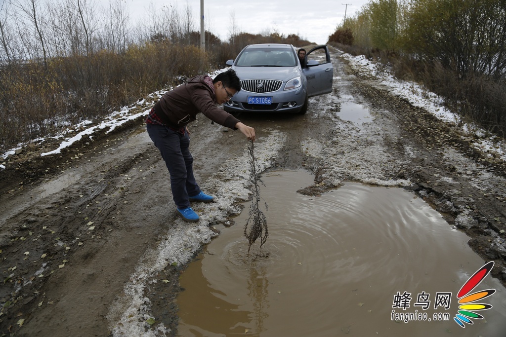英朗GT环中国路试 哈尔滨到漠河站路况