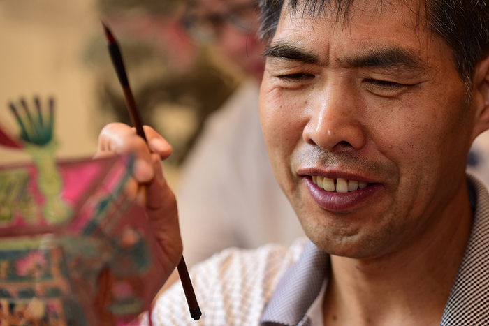 镜头里的中国-腾龙行:华县皮影诉春秋_大师作品-蜂鸟网