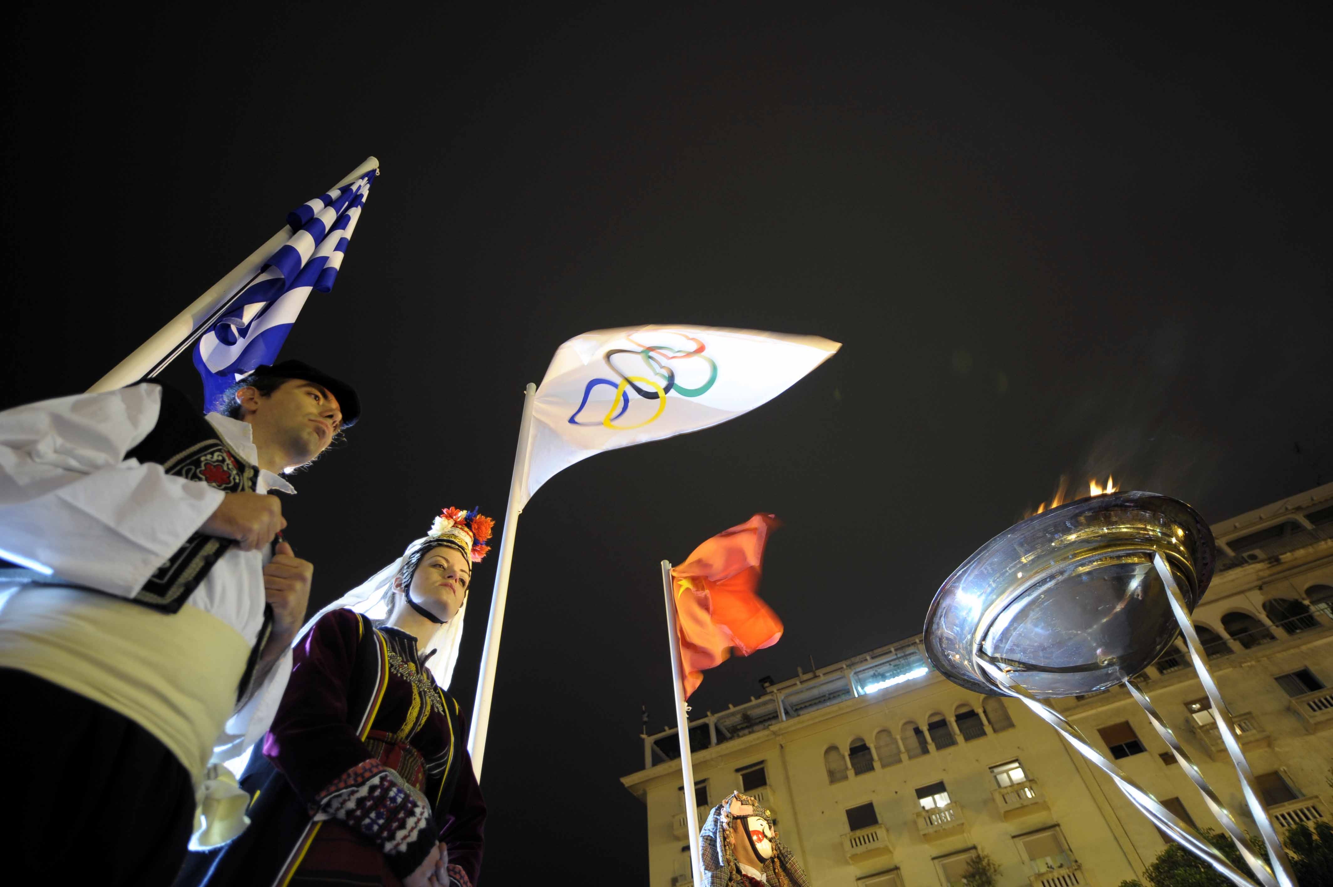 资讯 影像 圣火 从雅典到北京   奥运圣火一路点燃奥运激情,一路播洒